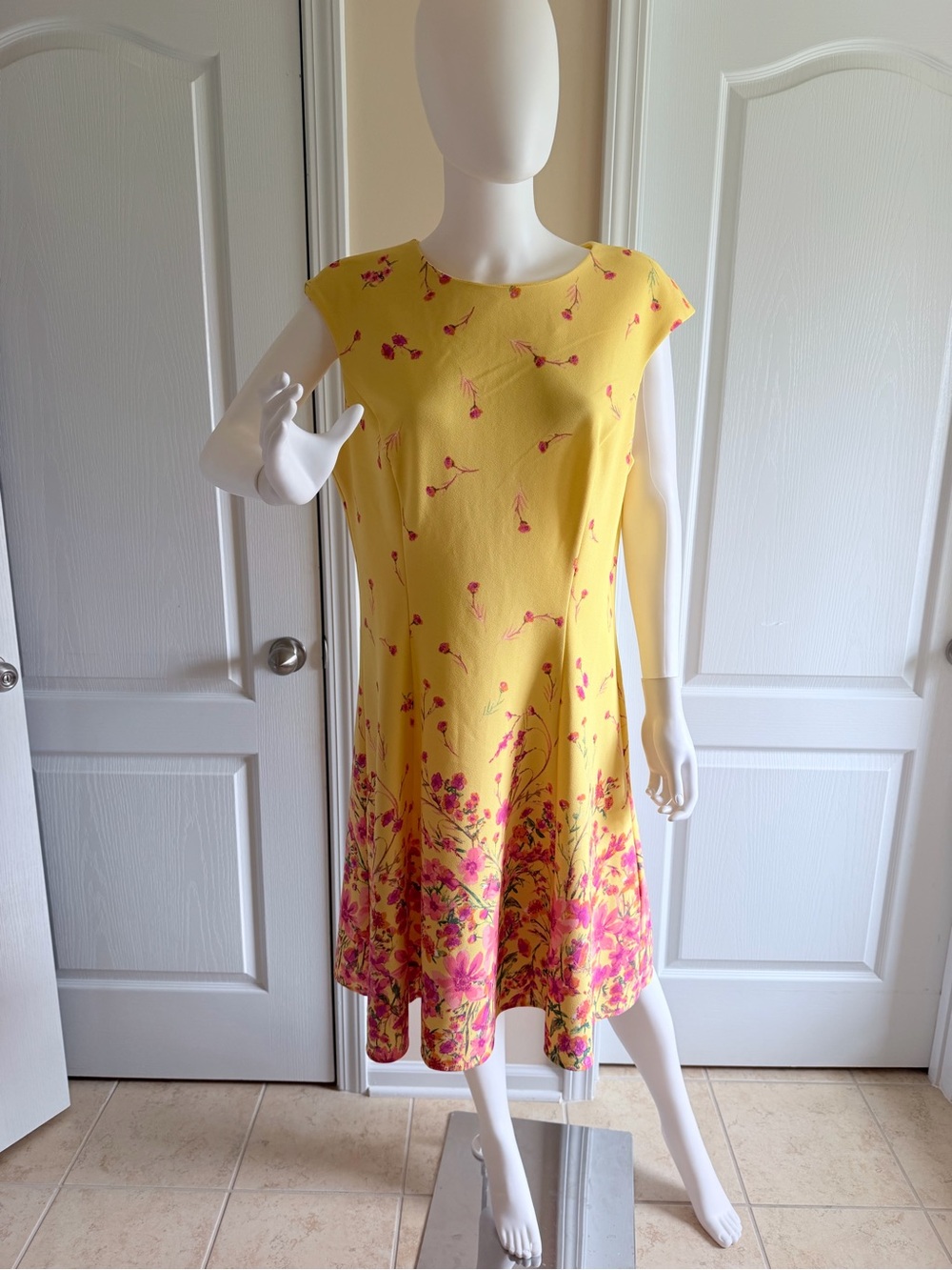 London Times Yellow Midi A-Line Dress with Pink Floral Border Size 14